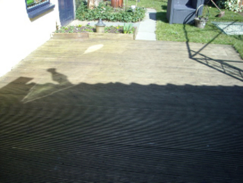 Kunstgras in de tuin bij familie Bouwmeester